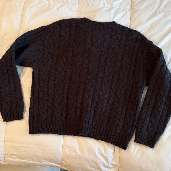 Chaus Cable Knit Sweater - Picture 5 of 8